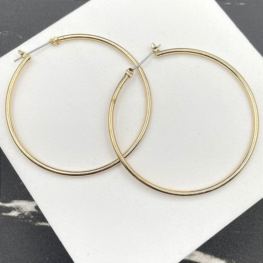 Vintage Gold-Tone Classic Retro Fashion Thin Single Hoop Latch Back Earrings Y2K
